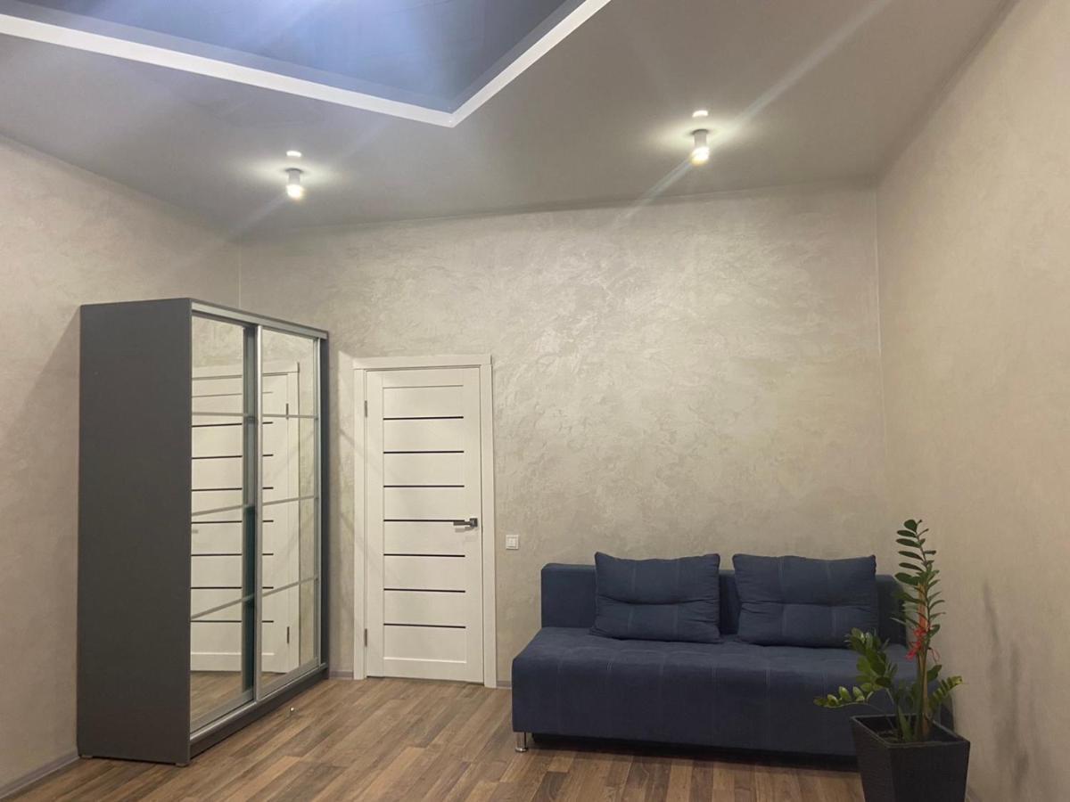 Kulisha 2Bedroom Apartment Near Opera House With Balcony 利沃夫 外观 照片